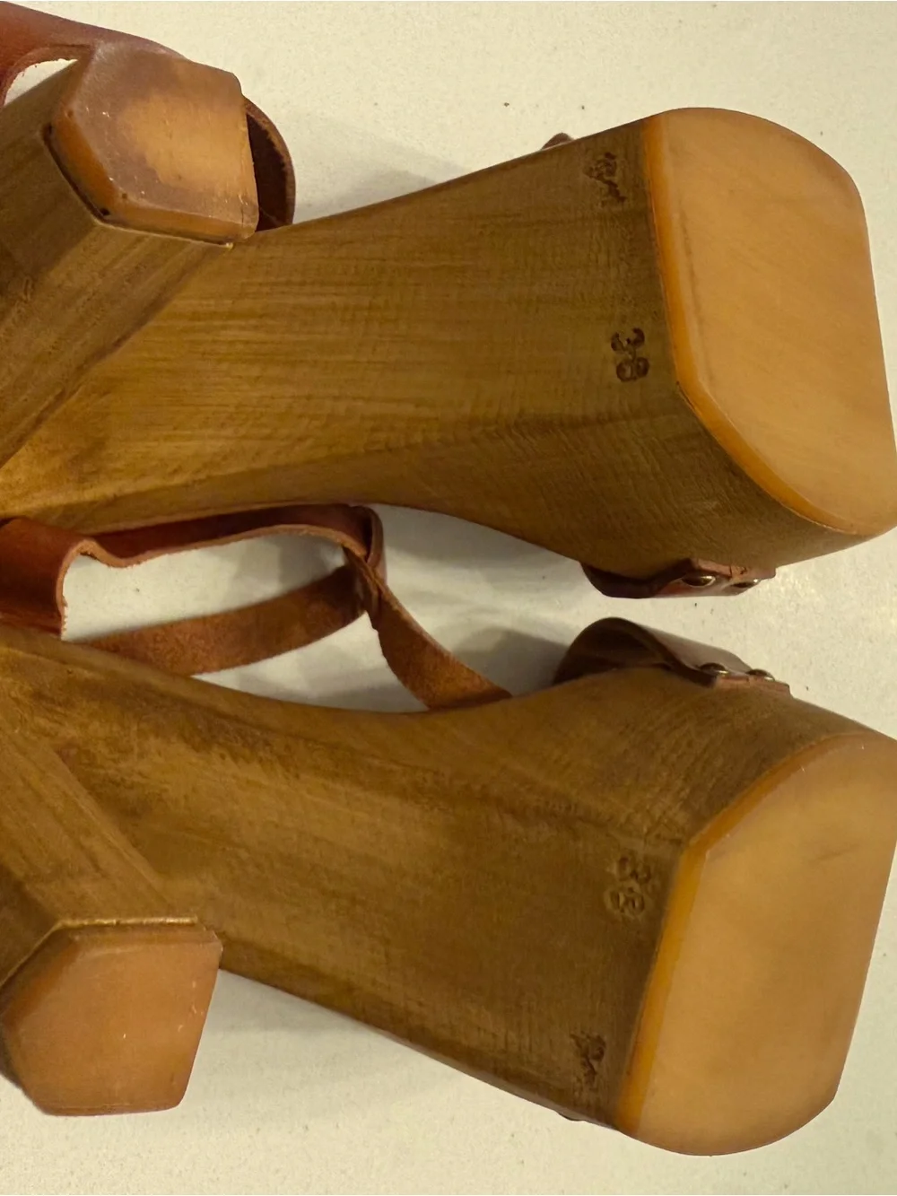 Steve Madden Tan Brown Leather Wedge Sandals